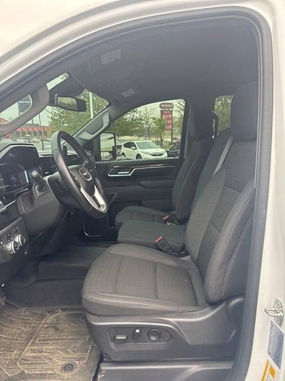 2025 GMC Sierra 2500 HD Crew Cab Long Box 4-Wheel Drive SLE