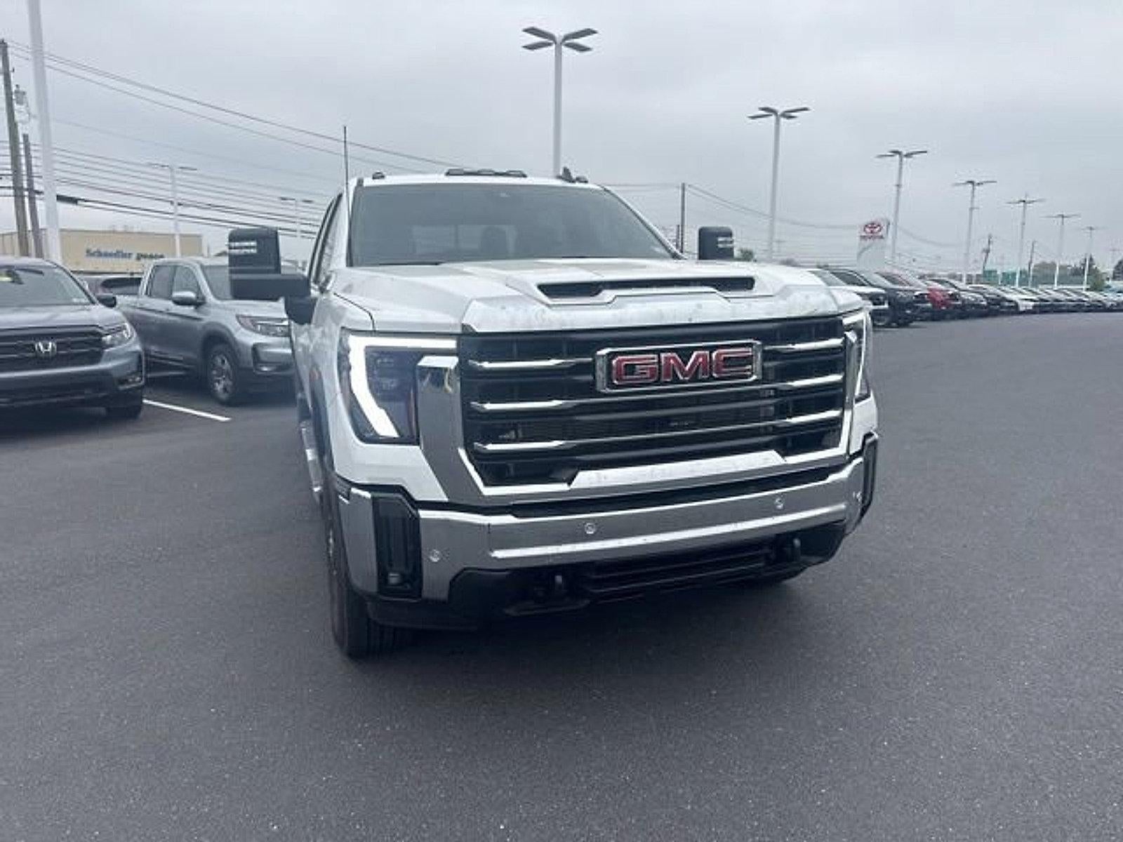 2025 GMC Sierra 2500 HD Crew Cab Long Box 4-Wheel Drive SLE