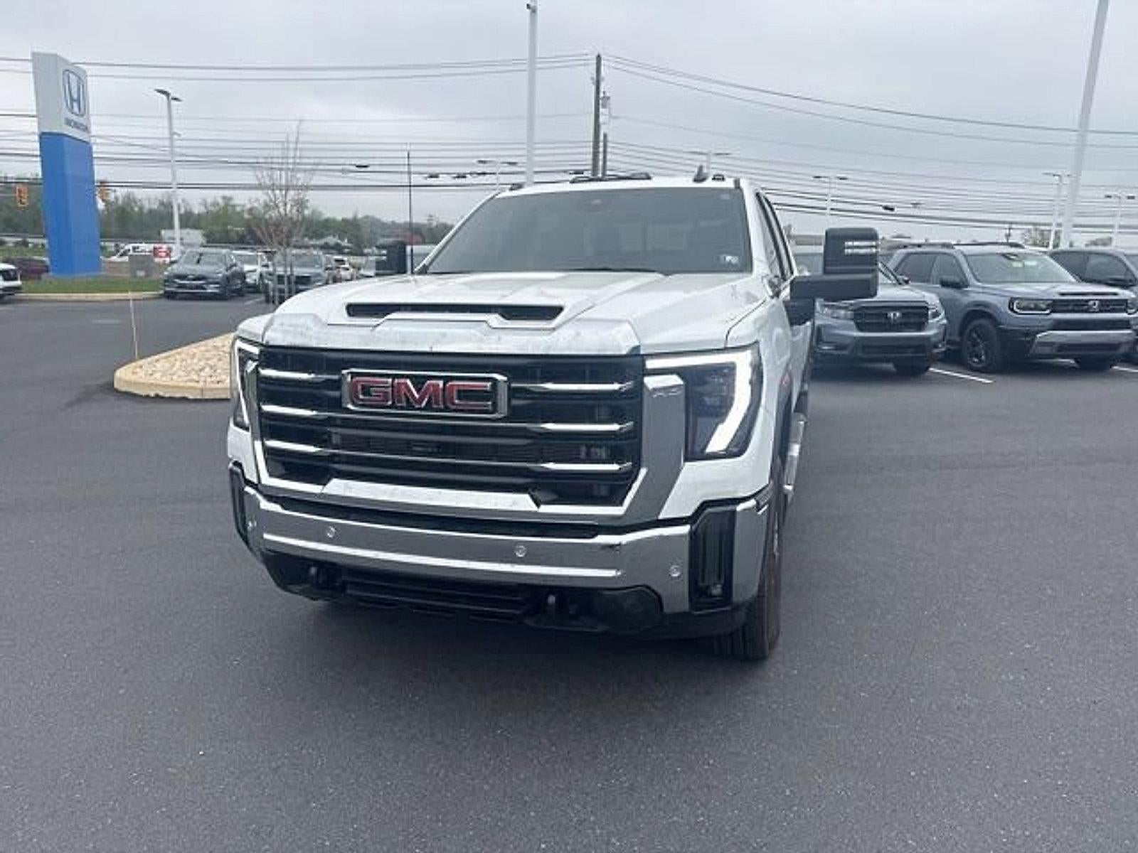 2025 GMC Sierra 2500 HD Crew Cab Long Box 4-Wheel Drive SLE