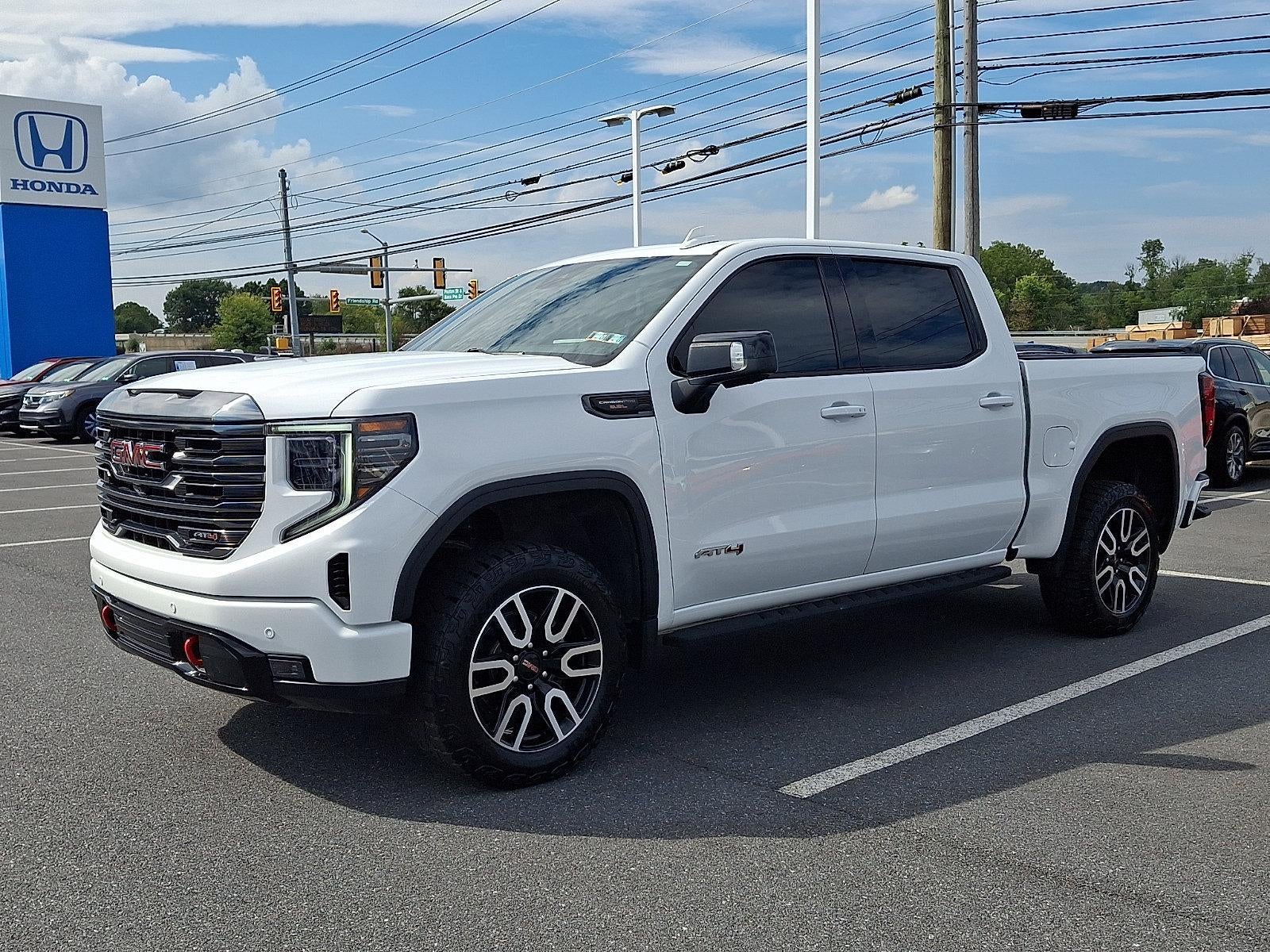 2023 GMC Sierra 1500 Crew Cab Short Box 4-Wheel Drive AT4