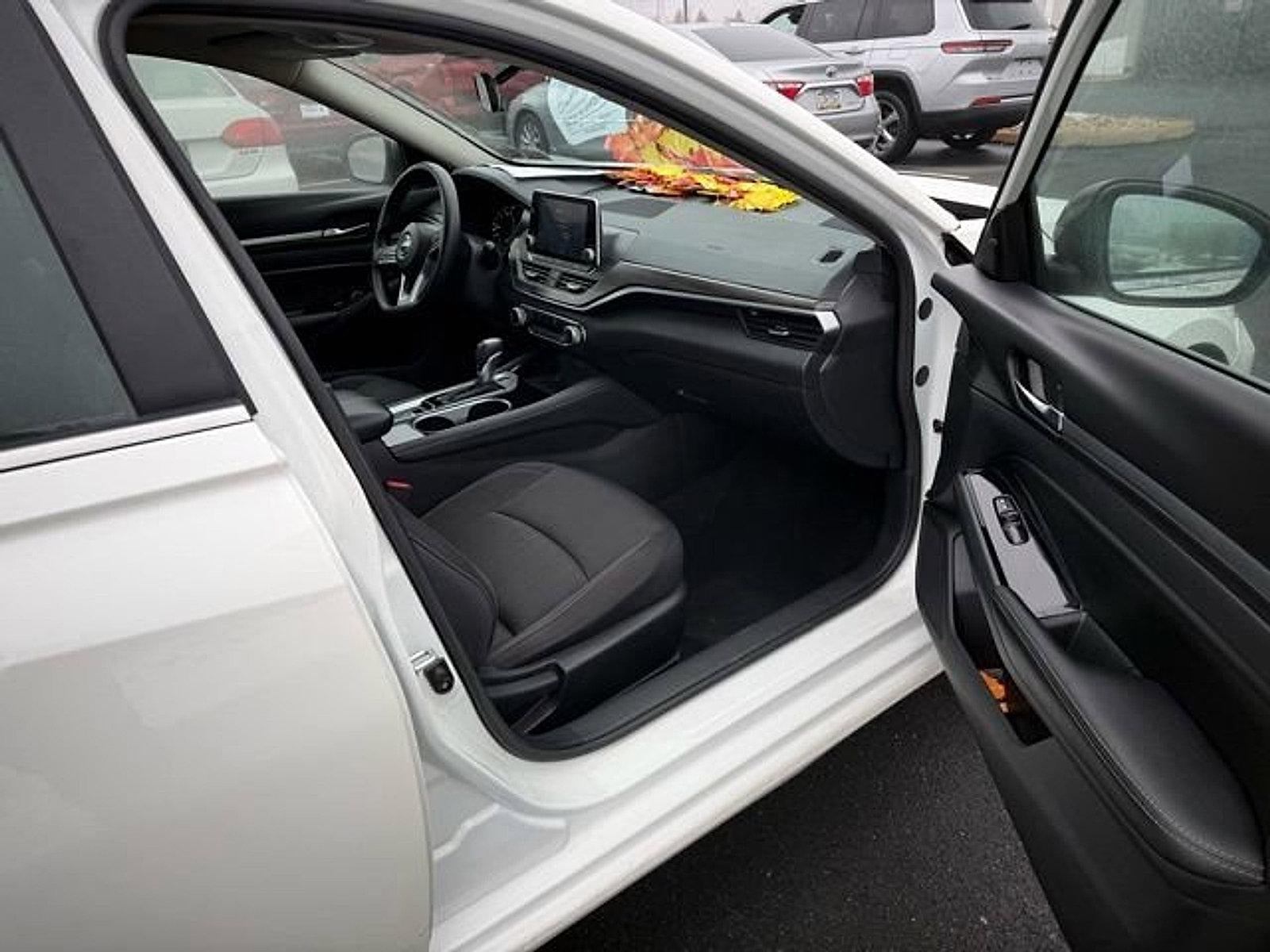 2023 Nissan Altima 2.5 SV AWD Sedan