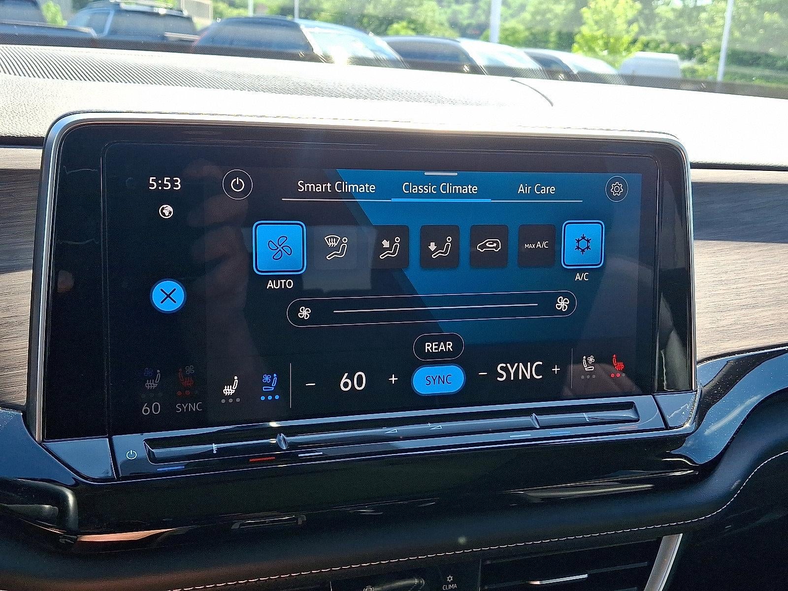 2024 Volkswagen Atlas 2.0T SEL Premium R-Line 4MOTION