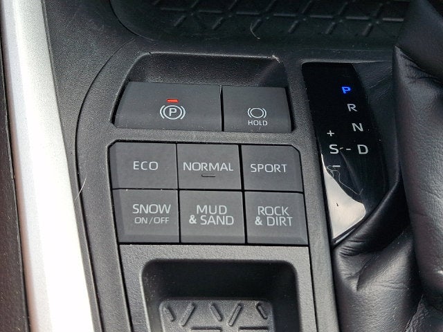 2020 Toyota RAV4 LE AWD (Natl)