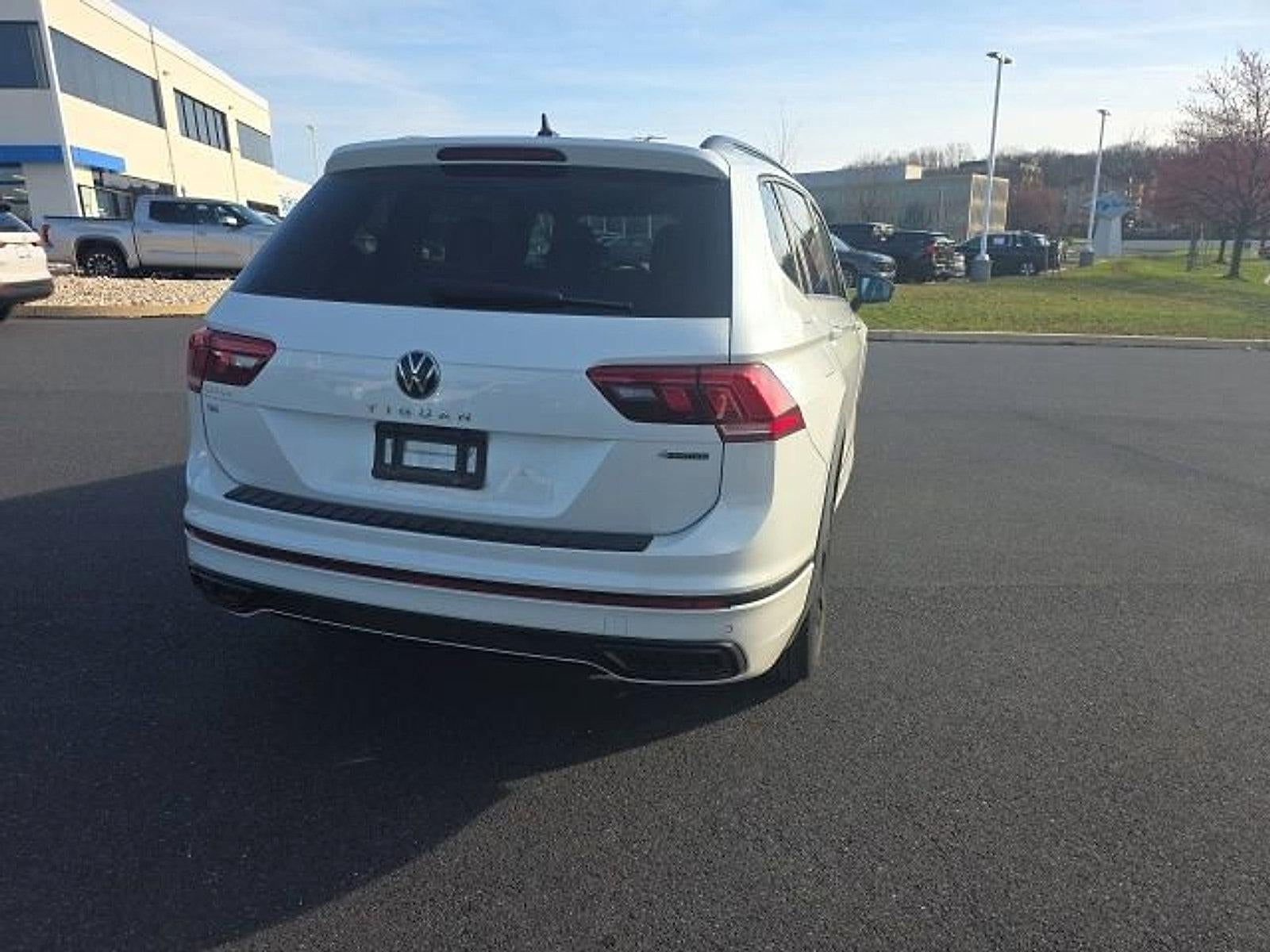 2023 Volkswagen Tiguan 2.0T SE R-Line Black 4MOTION