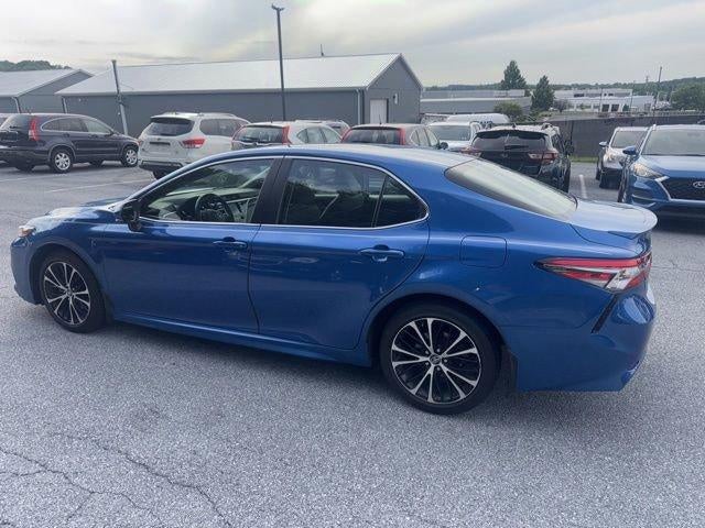 2018 Toyota Camry SE Auto (SE)