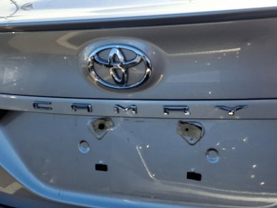 2022 Toyota Camry SE Auto (SE)