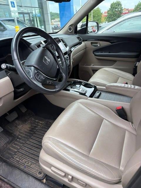 2017 Honda Pilot Touring AWD