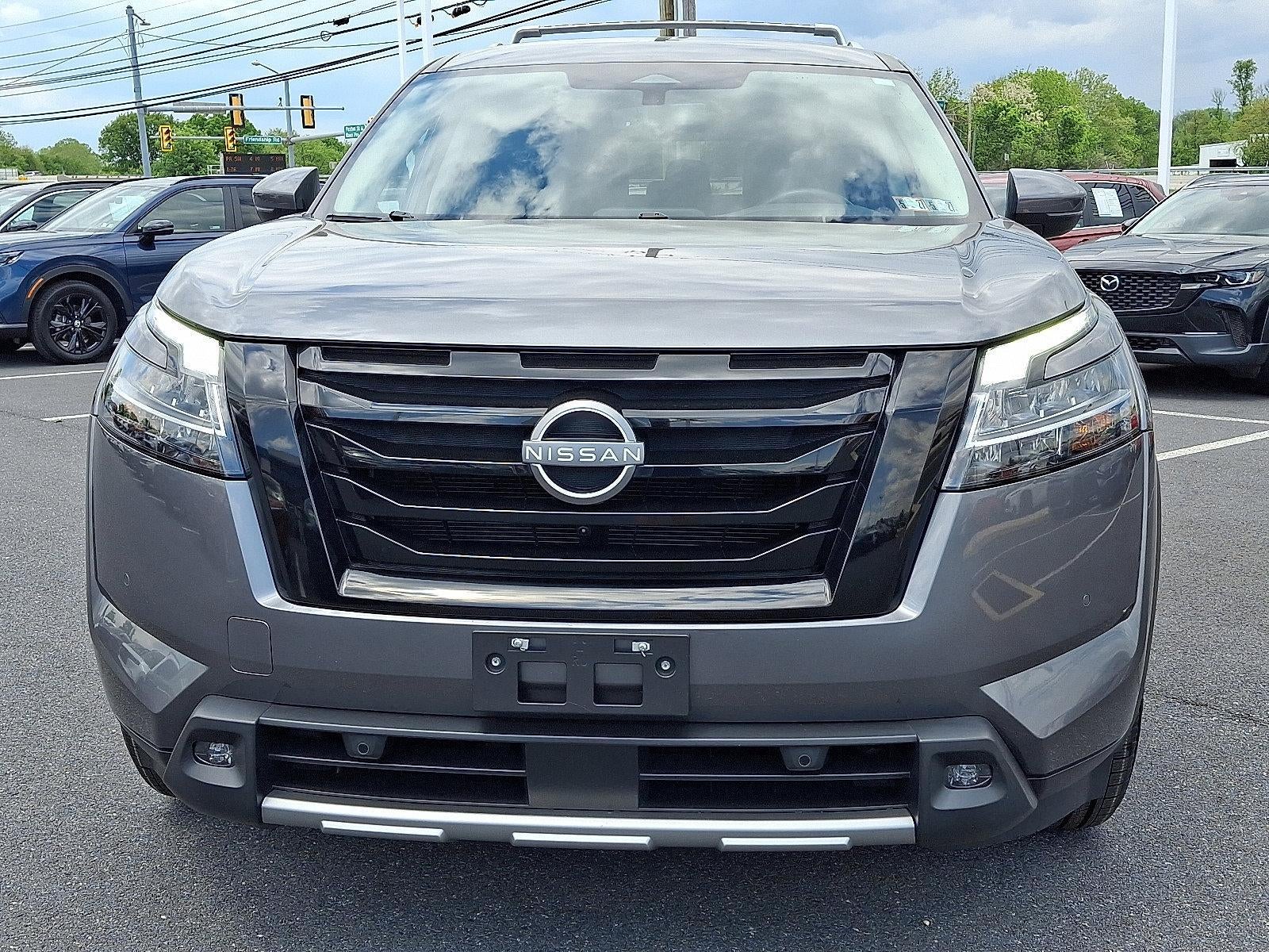2023 Nissan Pathfinder SL 4WD