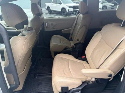 2023 Toyota Sienna Limited AWD 7-Passenger (GS)