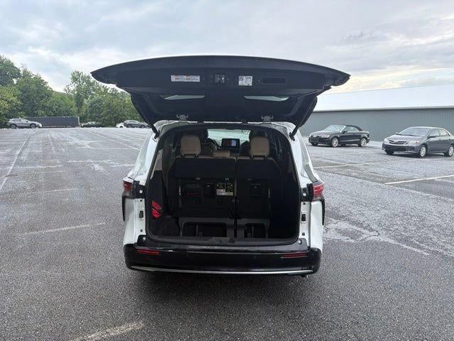 2023 Toyota Sienna Limited AWD 7-Passenger (GS)