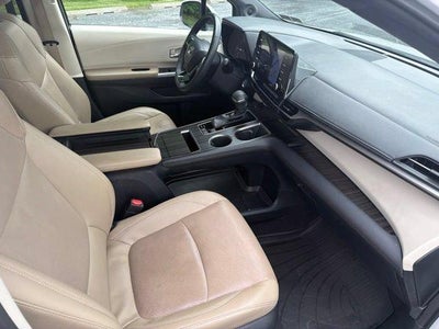 2023 Toyota Sienna Limited AWD 7-Passenger (GS)