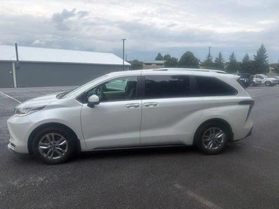 2023 Toyota Sienna Limited AWD 7-Passenger (GS)