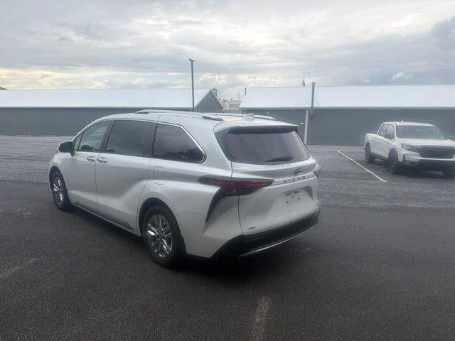 2023 Toyota Sienna Limited AWD 7-Passenger (GS)