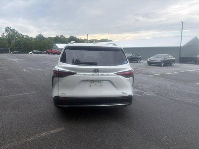 2023 Toyota Sienna Limited AWD 7-Passenger (GS)