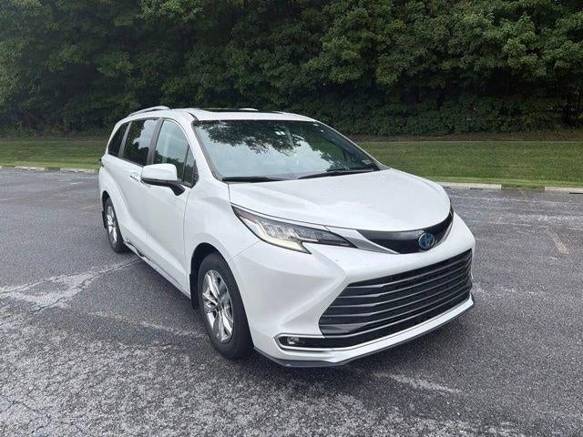 2023 Toyota Sienna Limited AWD 7-Passenger (GS)