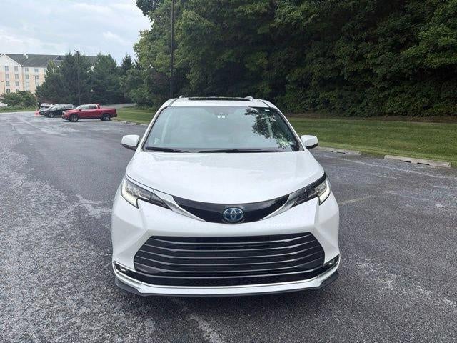 2023 Toyota Sienna Limited AWD 7-Passenger (GS)