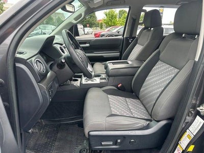 2018 Toyota Tundra 4WD 4WD SR5 CrewMax 5.5' Bed 5.7L (SE)