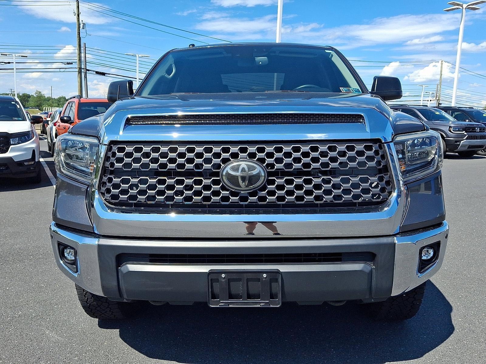 2018 Toyota Tundra 4WD 4WD SR5 CrewMax 5.5' Bed 5.7L (SE)
