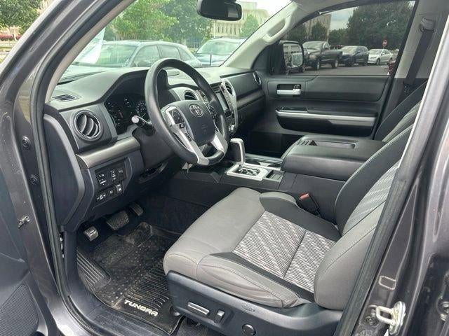 2018 Toyota Tundra 4WD 4WD SR5 CrewMax 5.5' Bed 5.7L (SE)
