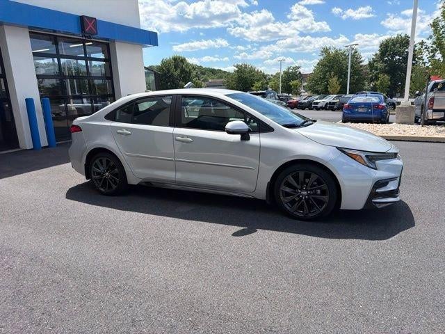 2025 Toyota Corolla SE CVT (Natl)