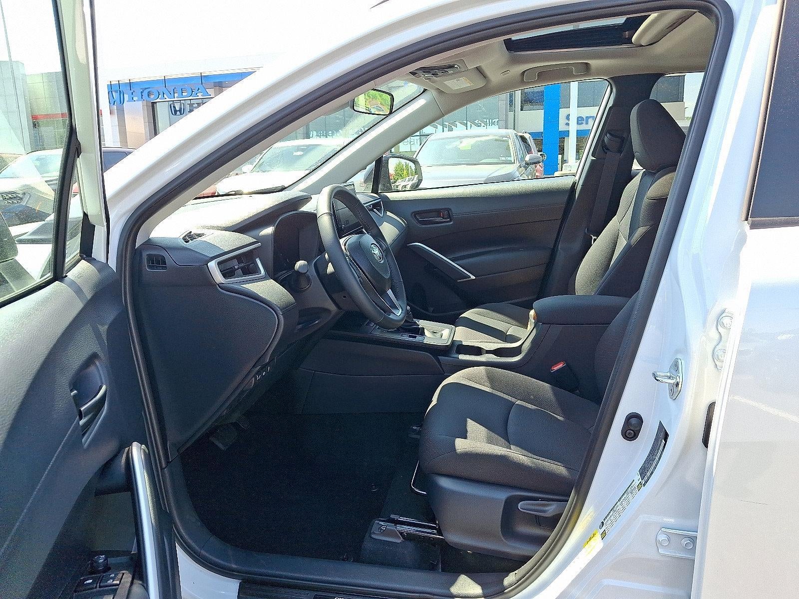 2026 Toyota Corolla Cross LE 4WD (Natl)