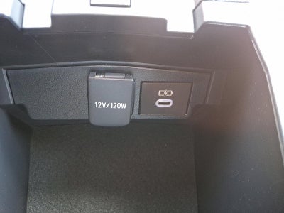 2026 Toyota Corolla Cross LE 4WD (Natl)