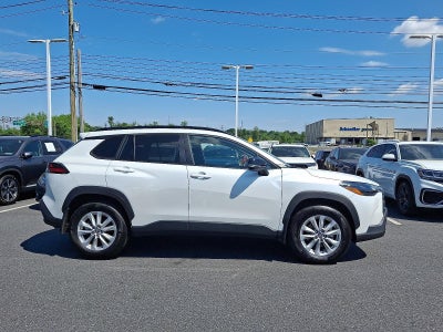 2026 Toyota Corolla Cross LE 4WD (Natl)