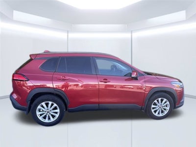 2023 Toyota Corolla Cross LE **LOW MILES**
