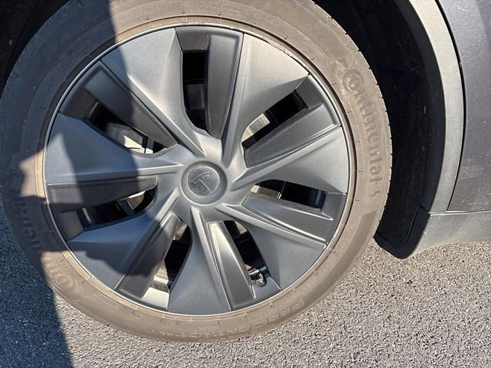 2024 Tesla Model Y Long Range RWD