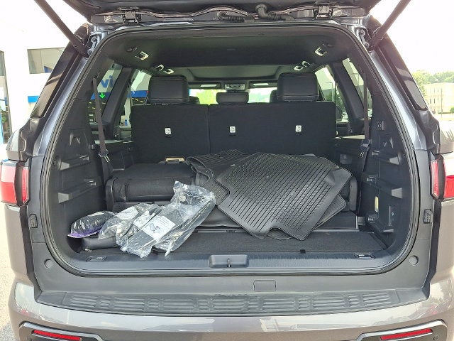2026 Toyota Sequoia Limited 4WD (SE)