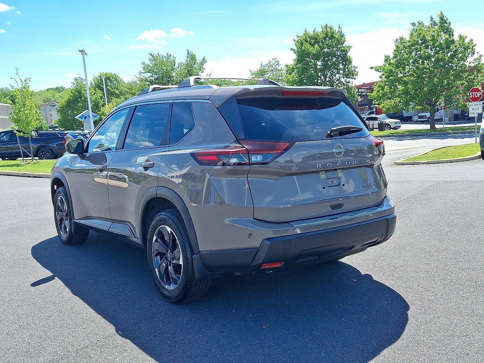 2024 Nissan Rogue AWD SV