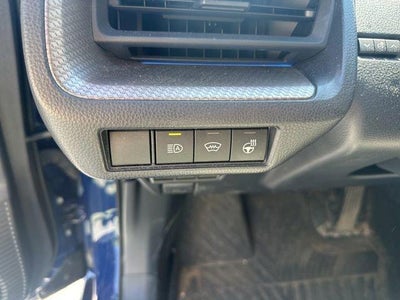 2023 Toyota Prius XLE AWD (Natl)