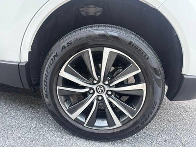2024 Toyota Venza LE AWD (GS)