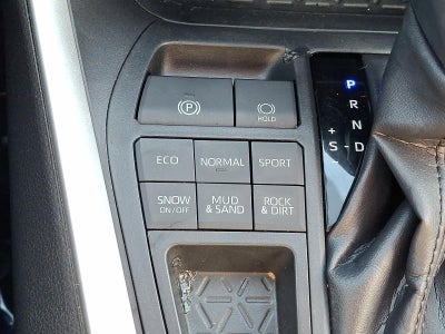 2020 Toyota RAV4 XLE Premium AWD (Natl)