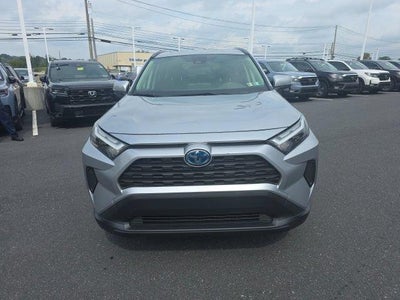 2022 Toyota RAV4 Hybrid XLE AWD (Natl)