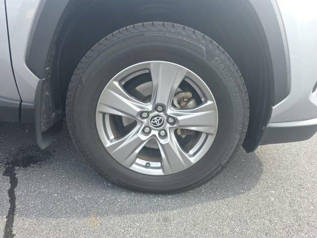 2022 Toyota RAV4 Hybrid XLE AWD (Natl)