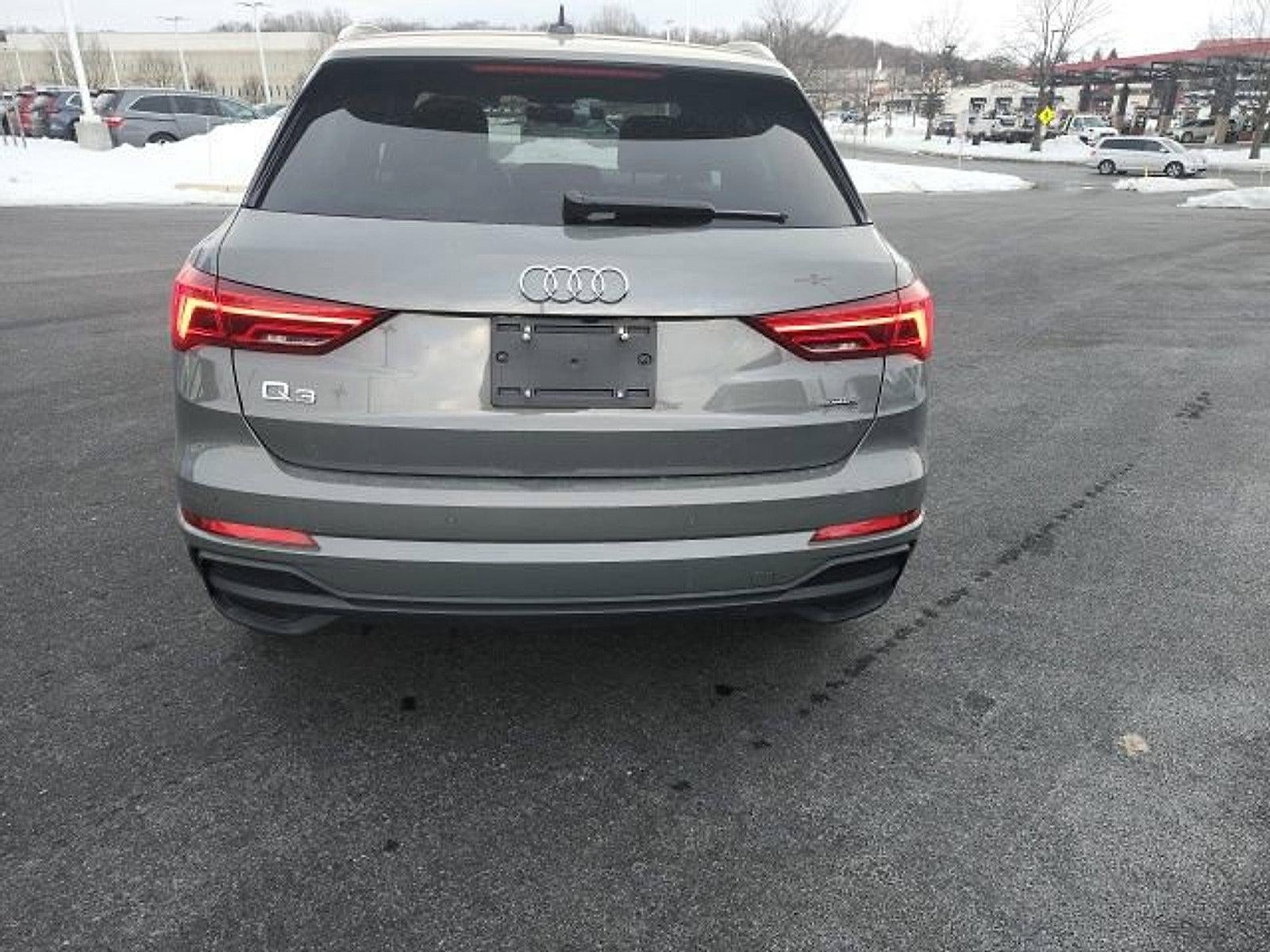 2025 Audi Q3 S line Premium 45 TFSI quattro