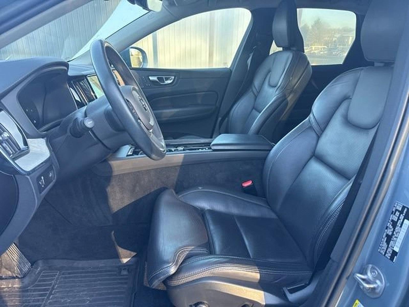 2022 Volvo XC60 B5 AWD Inscription