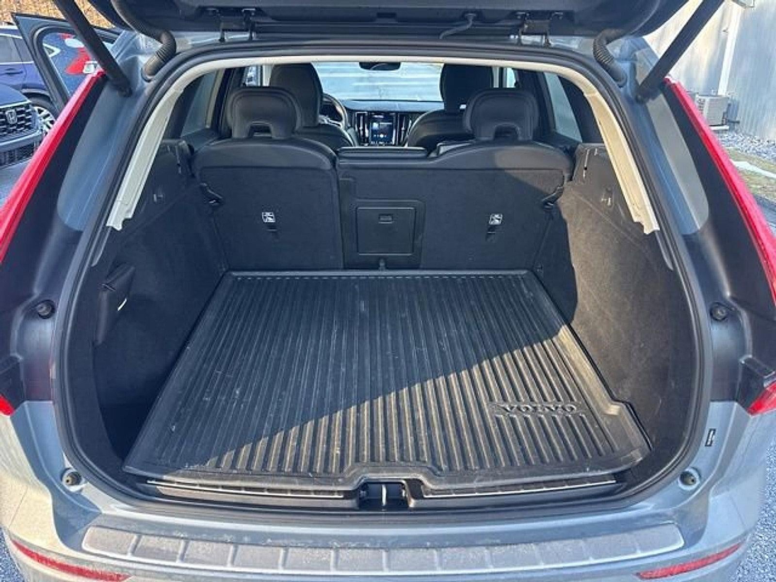 2022 Volvo XC60 B5 AWD Inscription