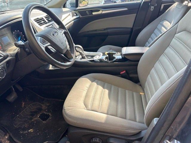 2014 Ford Fusion 4dr Sdn S FWD