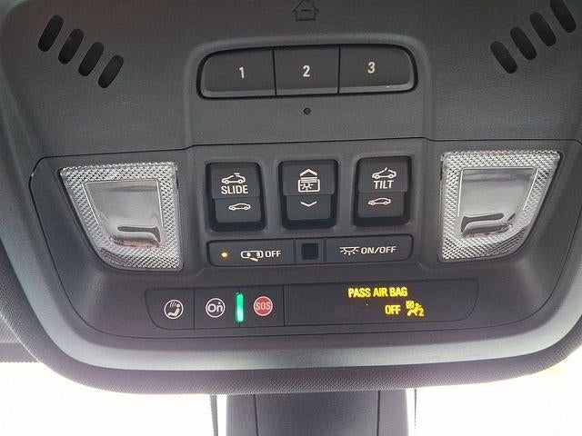 2023 Chevrolet Traverse AWD 2LT