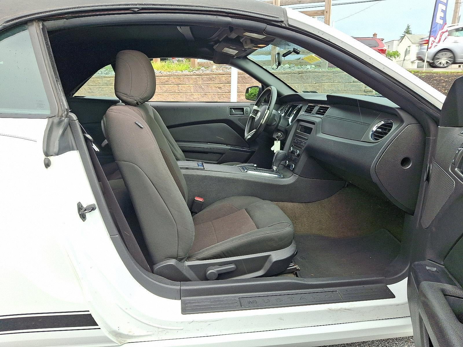 2014 Ford Mustang 2dr Conv V6 Premium