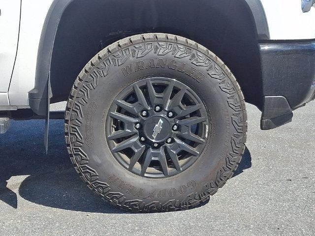 2026 Chevrolet Silverado 2500 HD Crew Cab Standard Box 4-Wheel Drive ZR2