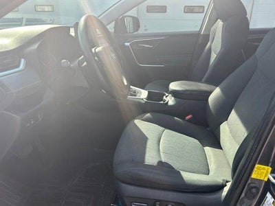 2020 Toyota RAV4 XLE AWD (Natl)