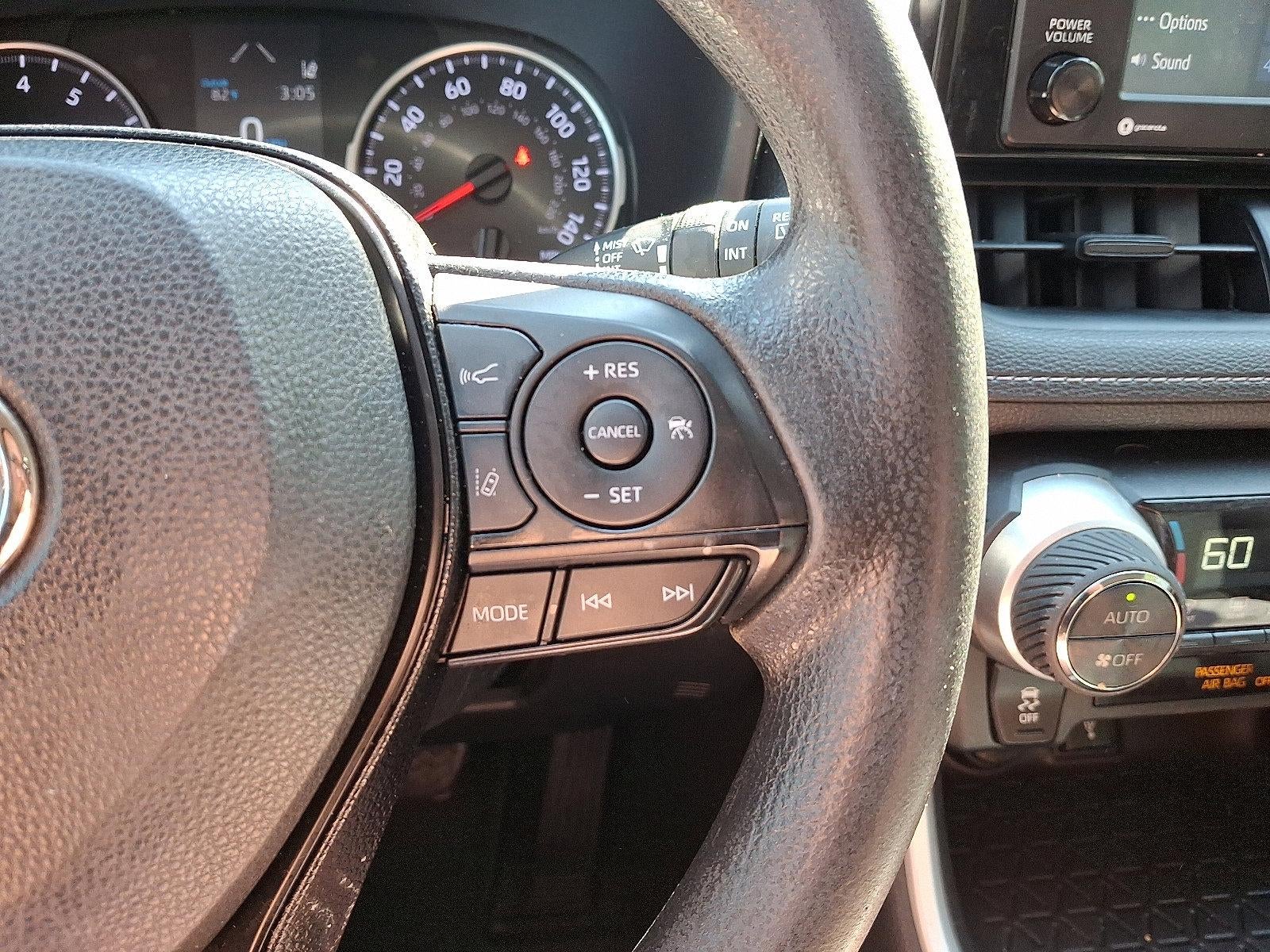 2020 Toyota RAV4 XLE AWD (Natl)