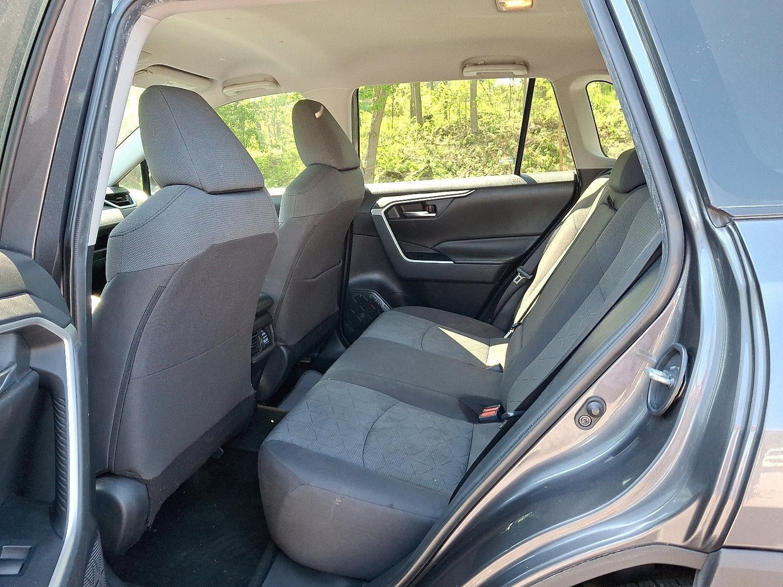 2020 Toyota RAV4 XLE AWD (Natl)