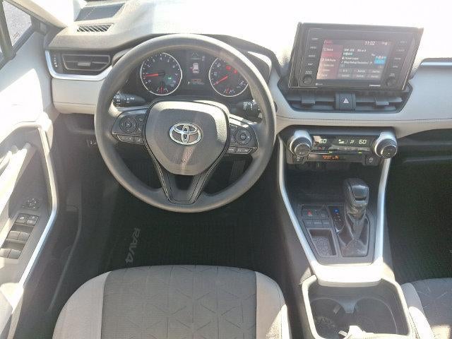 2020 Toyota RAV4 XLE FWD (GS)