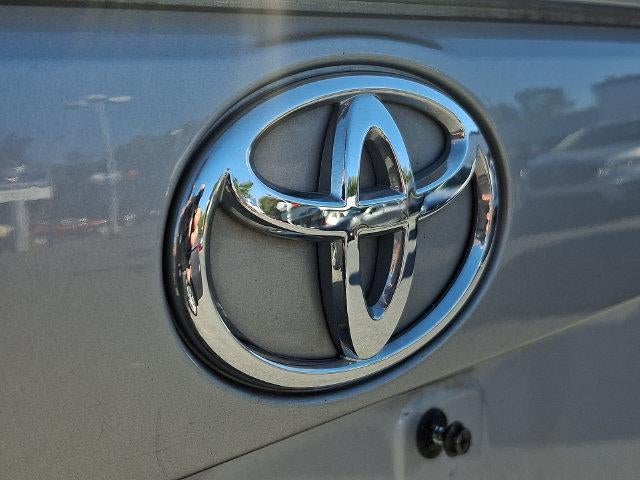 2020 Toyota RAV4 XLE FWD (GS)