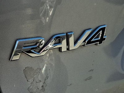 2020 Toyota RAV4 XLE FWD (GS)