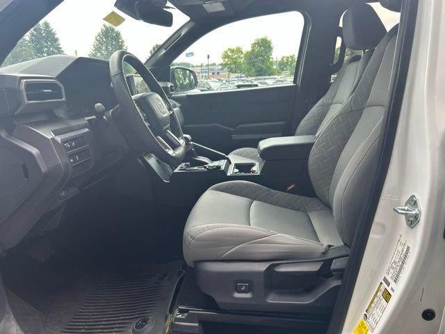 2024 Toyota Tacoma 4WD 4WD SR5 Double Cab 5' Bed AT (GS)